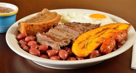 Bandeja paisa translates to the 'tray for paisa'. 25 Best Things to Do in Medellín (Colombia) - The Crazy ...