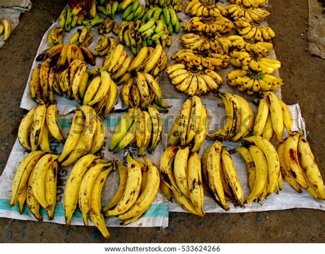 Selection Bananas Being Sold On Side Stock Photo 533624266 Shutterstock
