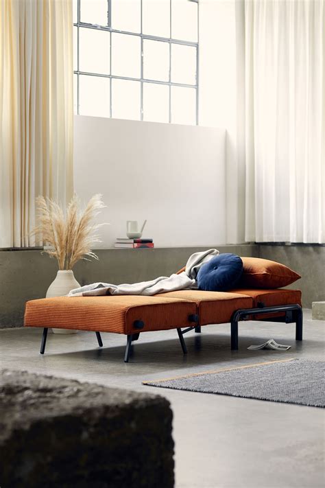 Cerchi una poltrona letto singolo per ottimizzare lo spazio di un piccolo appartamento? Poltrona letto singolo design scandinavo Ramone