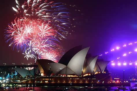 190,056 likes · 2,711 talking about this. Sydney told to watch its famous New Year's Eve fireworks ...