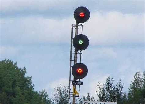 Railroad Signals Reading And Meanings Part 1 The Basic Three Light