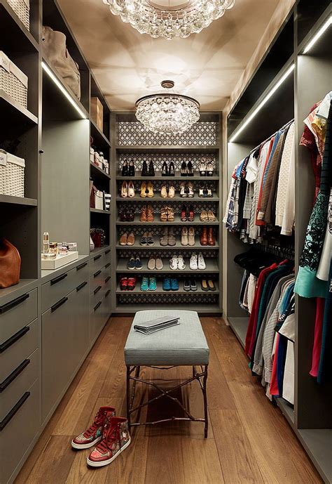 Luxurious And Edgy Eclectic Closets That Are Just Spectacular In