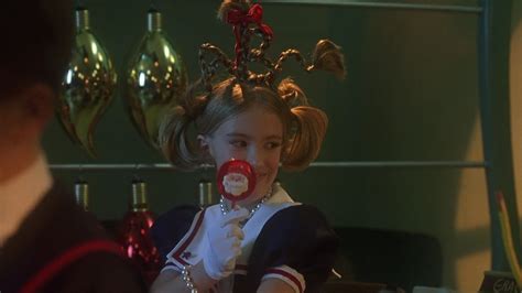 Nov 16, 2000 11:00pm pt. HOW THE GRINCH STOLE CHRISTMAS (2000) - Young Martha May ...
