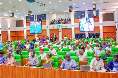 Reps Minority caucus condemns petrol price hike, asks FG to reverse