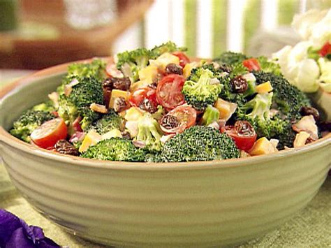 Paula's 2021 new year's resolutions. Broccoli Salad | Recipe | Paula deen broccoli salad, Salad ...