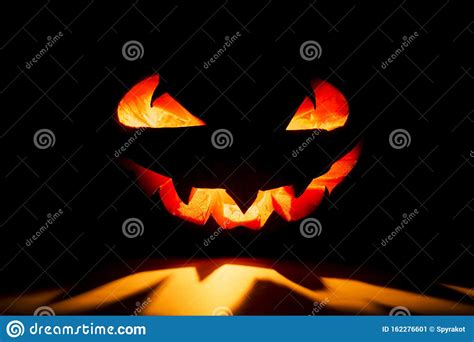 Halloween Pomkin Glimlach En Angstaanjagende Ogen Voor Feestelijke