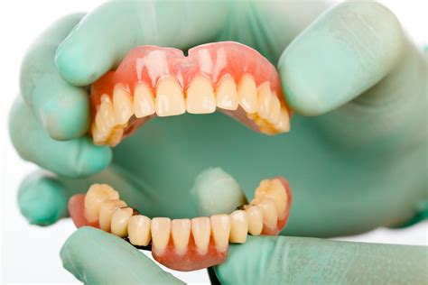 Cómo Cuidar La Dentadura Postiza Removible