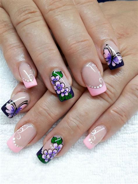 Ademas veras algunos diseños de uñas acrilicas. Flores | Uñas decoradas, Uñas artísticas, Manicura de uñas