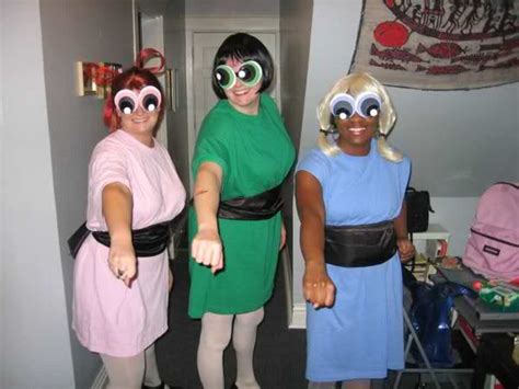 Pretty much if the girls were all grown up and style powerpuff girls diy costume. The Powerpuff Girls Homemade Costume and Makeup Ideas | Holidappy