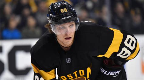 Define repechage by webster's dictionary, wordnet lexical database, dictionary of computing, legal dictionary, medical dictionary. L'offre des Bruins à David Pastrnak est révélée au grand jour