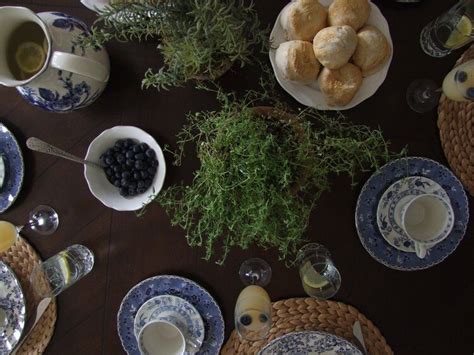 Table Top Setting For A Coastal Brunch — Carol Reed Interior Design