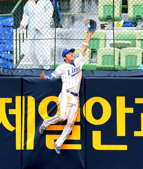 한국 fps의 역사는 아직 끝나지 않았다.ㅣ 슈퍼피플. 베이스볼 피플 박해민 "슈퍼캐치? 한두 번 잡다보니 자신감 ...