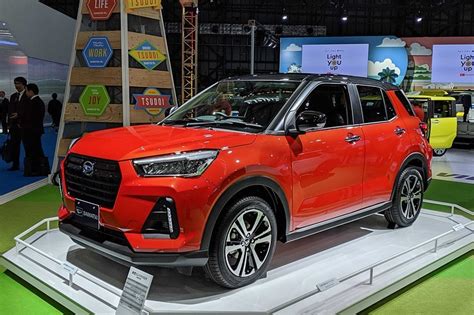 We're sorry, our experts haven't reviewed this car yet. Daihatsu Rocky di Indonesia Pakai Mesin 1.000 cc Turbo ? - ridertua.com