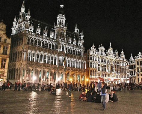 Qué Ver Y Hacer En Grand Place Sitio Más Bonito De Bruselas Guías Viajar