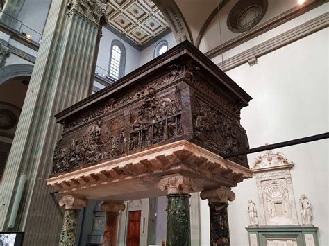 The project was given to brunelleschi. Guided tour of San Lorenzo Basilica and Medici Chapels ...