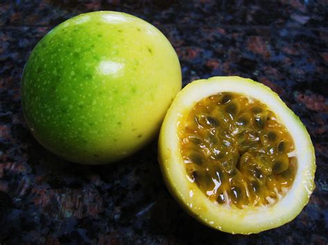 Pointless Paradise: Liliko'i - Hawaiian Passion Fruit