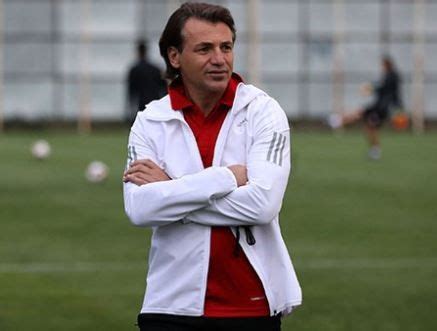 Gaziantep fk, portekizli teknik direktör ricardo sa pinto ile bir yılı opsiyonlu 2,5 yıllık sözleşme imzalandığını açıkladı. Gaziantep FK'da teknik direktör adayları arasında Karaman ...
