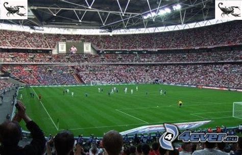Retrouvez tous les maillots officiels de l'équipe nationale d'angleterre. Fußballstadion