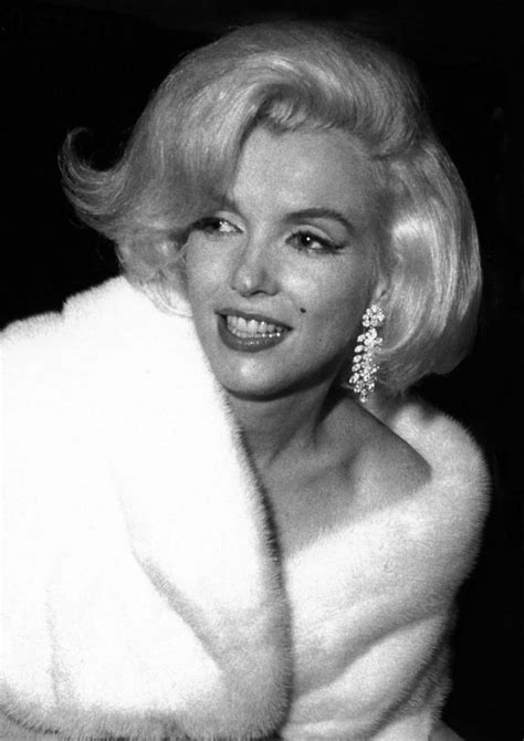 Available Now At Shop Classicreproductions Marilyn Monroe Hair Vintage