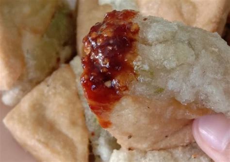 Rasanya gurih, renyah, asyik banget buat dijadikan camilan di rumah. Tahu Aci Tegal Resep