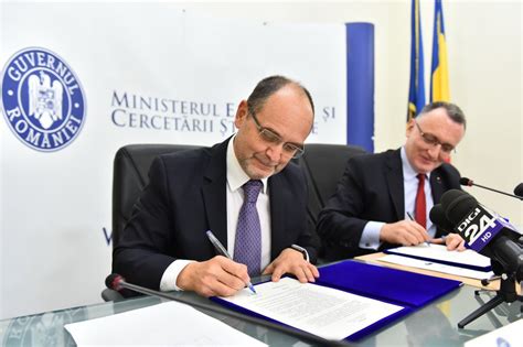 Ministerul educației, culturii și cercetării (mecc) a aprobat „regulamentul de atestare a cadrelor didactice din învățământul general. Preluarea mandatului de catre ministrul Educatiei Nationale si Cercetarii Stiintifice, Adrian ...
