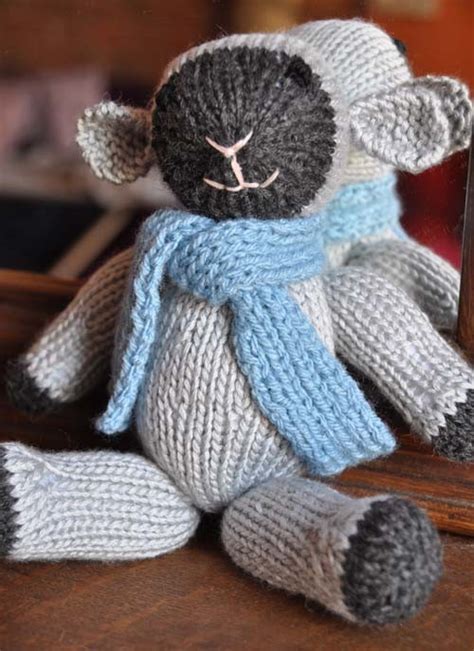 Easy knit stuffed animals patterns free. Knitted Animal Patterns | A Knitting Blog