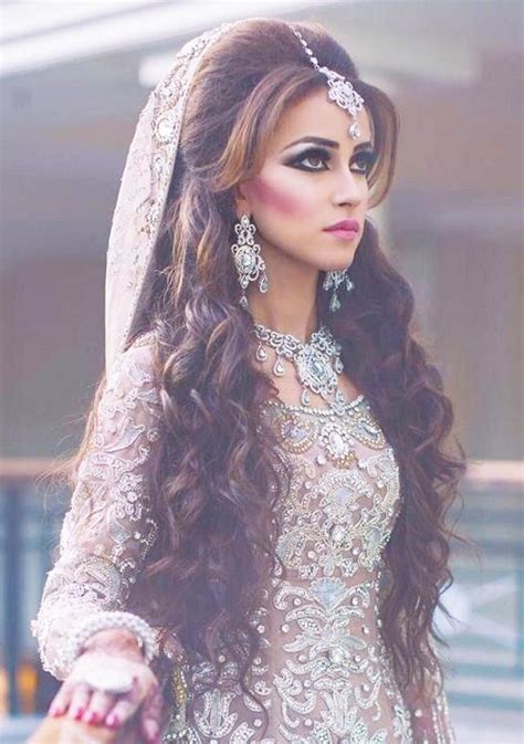 beautiful indian bridal hairstyles for long hair