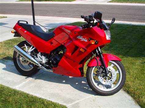 The kawasaki ninja® 250r offers a rare combination of compact size, low purchase price and excellent performance. 2007 Kawasaki Ninja 250R - Moto.ZombDrive.COM