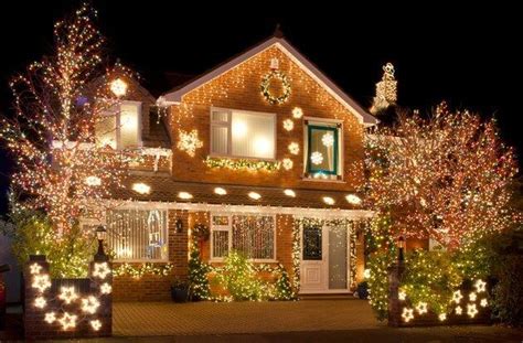 Dies ist ein wundervolles lichterketten, die in der nacht bezauberndes licht ausstrahlen. Es werde Licht! -Funkelnde Weihnachtsdeko Ideen mit ...