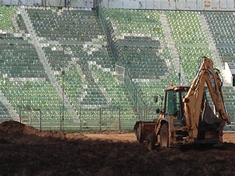 Panathinaikos pay ghanaian star essien €53k to avoid relegation. Panathinaikos FC | JuzaPhoto