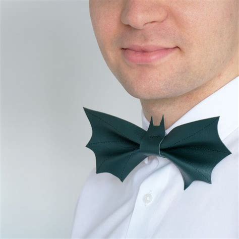 Need A Last Minute Halloween Costume This Easy Bat Bow Tie Can Be Made
