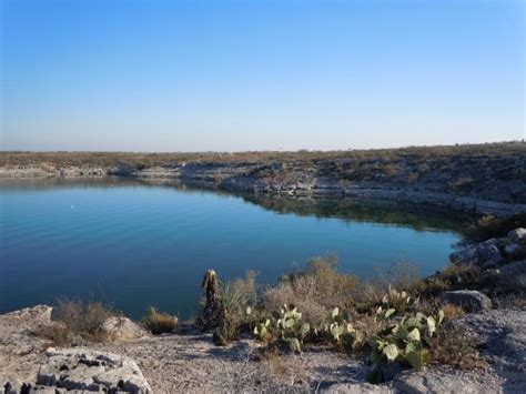 Explore thousands of acres of pristine percy priest lake, discover hundreds of miles of shoreline, or kick back and relax on a leisurely excursion with family and friends. Scuba Cove - Scuba Cove Lake Amistad Del Rio TX