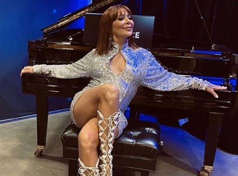Frida sofía la joven compartió un video en el que confirma que demandará a su madre y a su abuelo por. Alejandra Guzmán presume sus piernas en Instagram ¡Hermosa ...