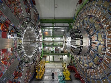 Cern Physiker Planen Gigantischen Neuen Teilchenbeschleuniger Schweiz