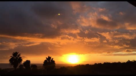 Super Thick Clouds 🌤 👍 Kailua Kona Big Island Of Hawaii Sunset 🌅 Time