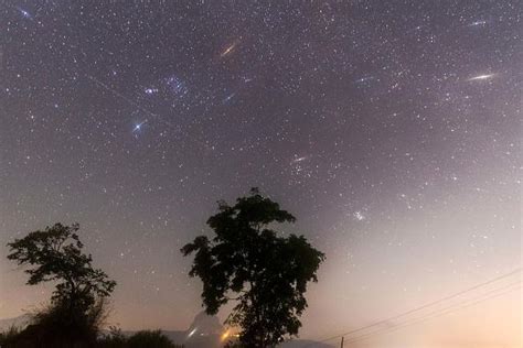 This will be an excellent year for the geminids, as the shower's peak on dec. Geminids: How To Watch The 'Best Meteor Shower Of The Year'