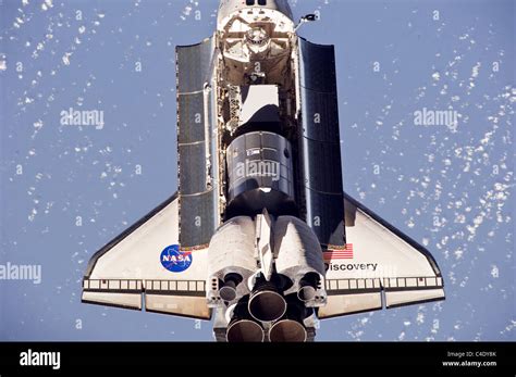Space Shuttle Discovery Viewed From Above In Orbit Stock Photo Alamy
