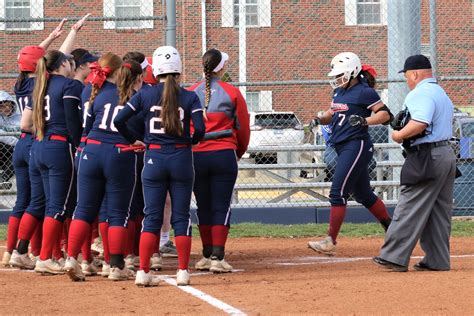 Kaleigh Bayless - Softball - MidAmerica Nazarene