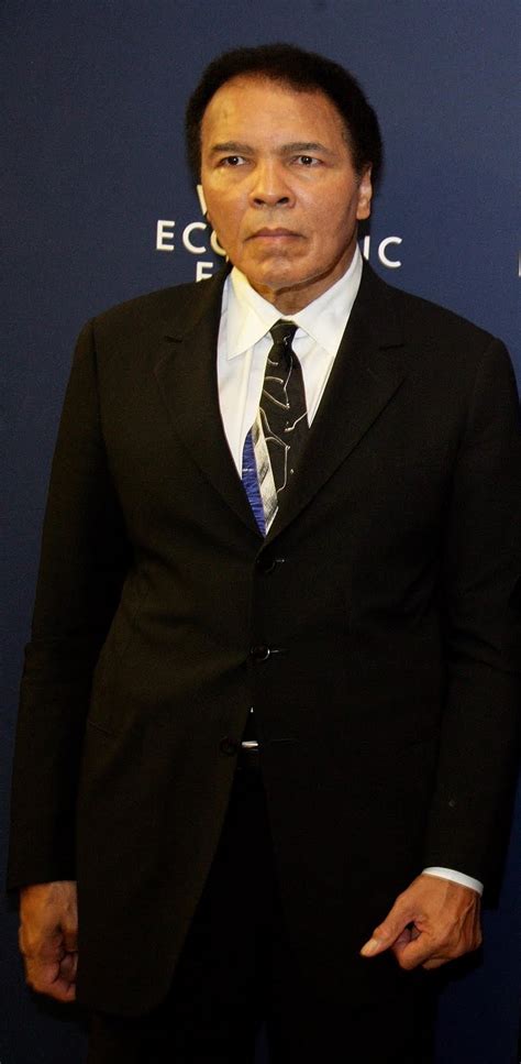 17 января 1942 — 3 июня 2016, скоттсдейл). WORLD FAMOUS PEOPLE: Muhammad Ali
