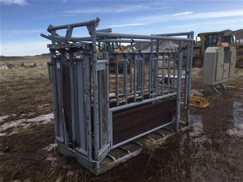 Pearson 9s Cattle Squeeze Chute Bigiron Auctions
