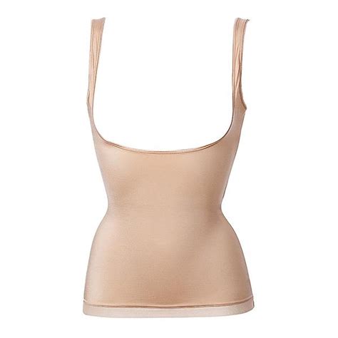 13 Must Have Shapewear Pieces For Every Body Type Elle Canada