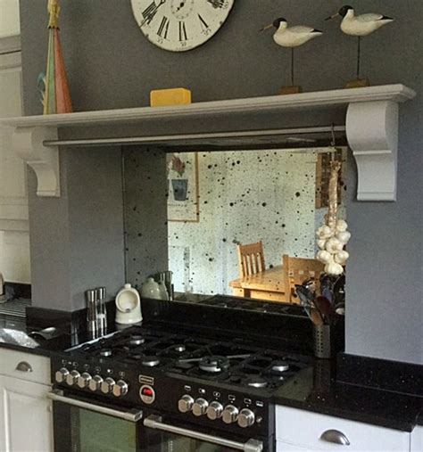 I'm not totally sold on the finishing of the. Vintage-Sparkle-Antique-Mirror-Splashback | House design ...