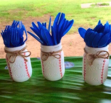 This amazing baby shower was planned for a fun baseball loving couple who were preparing to welcome thier future little slugger! Image result for baseball birthday party games | Yankees ...