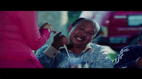 Bermula dengan kejadian asam dan pembantunya garam cuba mensabotaj warung cik hawa dan pejabat pak adam. TAYANGAN PERDANA SENARIO ASAM GARAM - YouTube