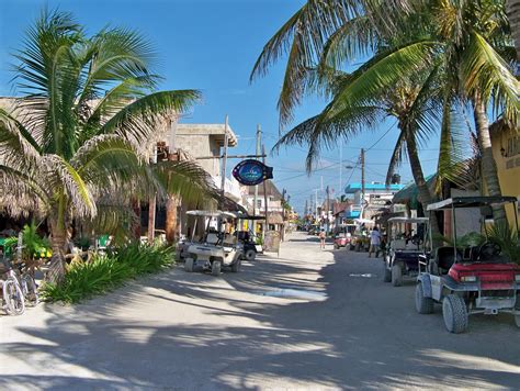 Si practicas esquí o alpinismo, manéjate con precaución. Isla Holbox (Mexico): eiland bij Yucatan | reizen vakantie ...