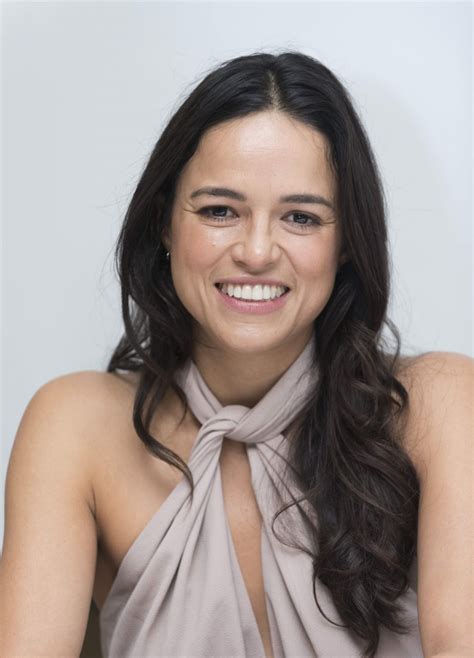 Rodriguez ne demek rodriguez türkçe (self.rodriguez). MICHELLE RODRIGUEZ at Widows Press Conference in Beverly ...