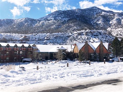 The Retreat on Charleston Peak is less than hour from Vegas and the