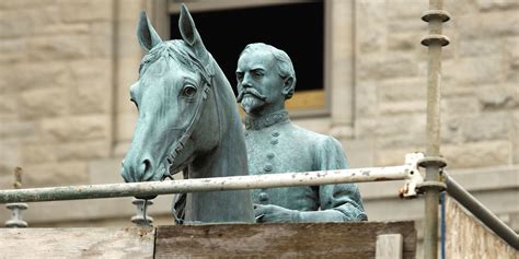 The president is the head of the executive branch of the federal government of the united states and is. OK, I can understand there being statues to the white ...