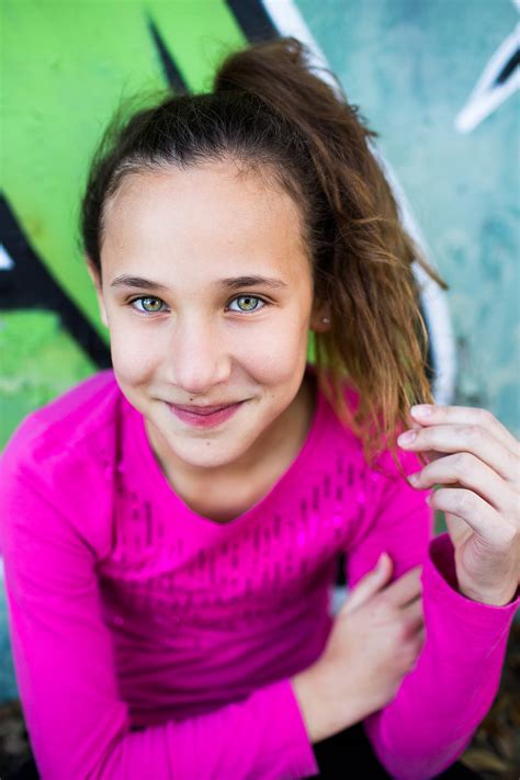 11 Tips to take Amazing Kids Headshots with these simple tips and tricks!