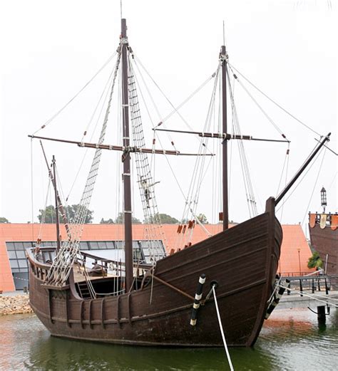 Barco Antiguo Las Carabelas De Colón La Niña La Pinta Y La Santa María